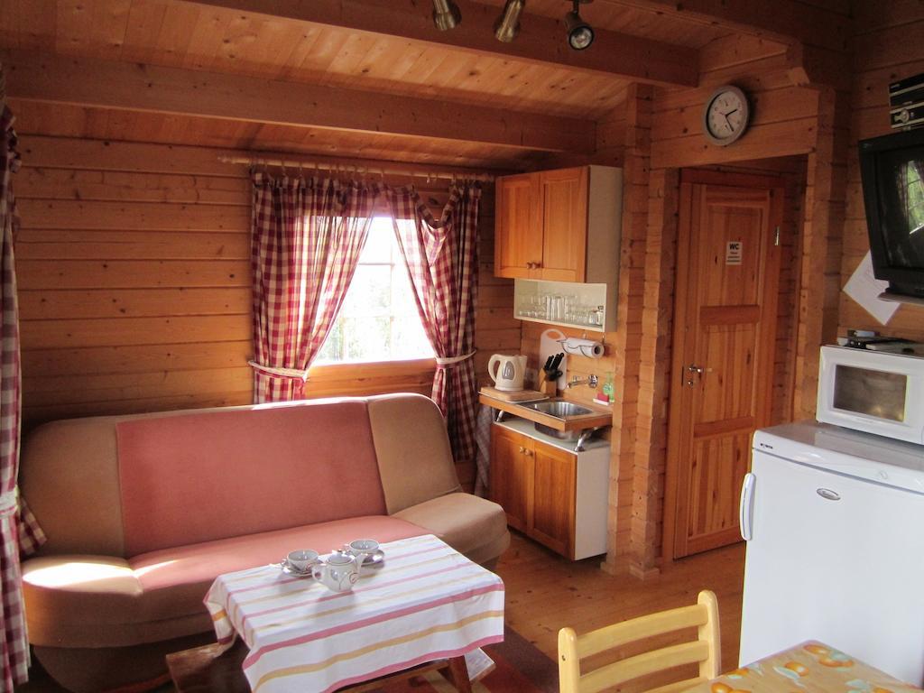 Pivarootsi Holiday Village Szoba fotó